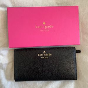 Kate Spade Bi-fold Wallet (black)